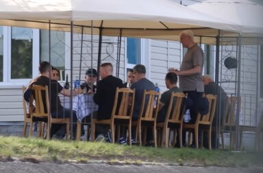 У КМДА заявили, що "алко-застілля" чиновників Кличка на День жалоби було "робочою зустріччю"