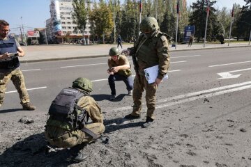 Донецьк потрапив під потужний обстріл: окупанти заявляють про загибель 13 людей (відео)