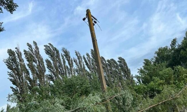 Внаслідок нічної ракетно-дронової атаки на Київщині понад 13,5 тисяч клієнтів без світла - ДТЕК