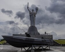 СБУ передали один з морських безпілотників Sea Baby музею в Києві