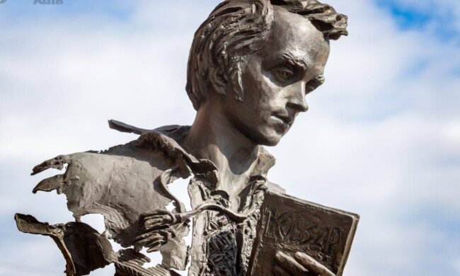 Кобзар єднає: Київ святкує 212-річчя Тараса Шевченка масштабними подіями