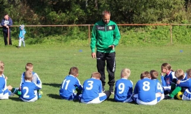 Розбестив 11-річного підопічного: у Києві суд засудив футбольного тренера