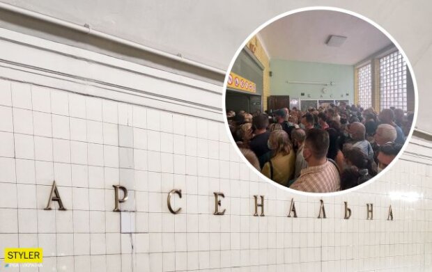 У Київському метро утворився черговий колапс: люди не можуть вільно потрапити в підземку