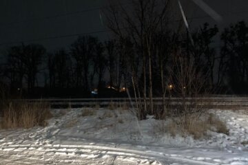 Хотів зробити яскраве фото: під Києвом 27-річний чоловік заліз на вагон-цистерну та отримав ураження струмом