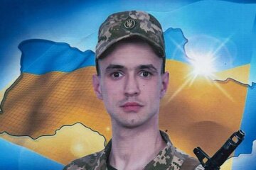 Буча попрощається із загиблим захисником Олександром Боднарем