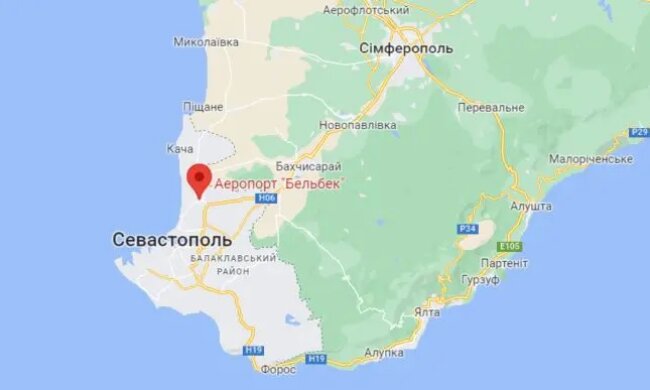 У Криму пролунали сильні вибухи у районі аеродрому Бельбек