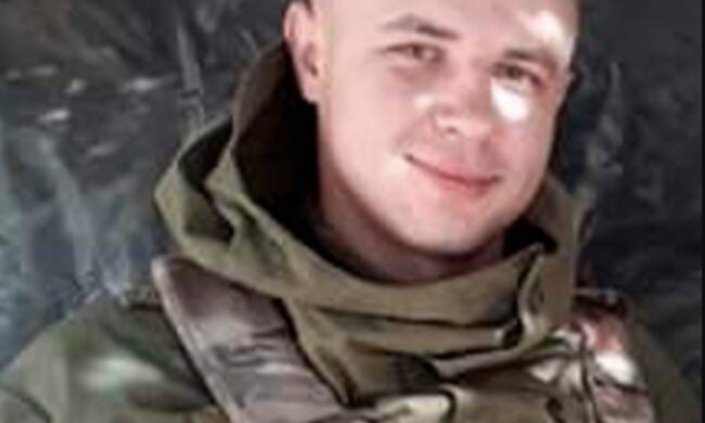 Матрос Віталій Скакун ціною життя підірвав міст і зупинив просування танків РФ