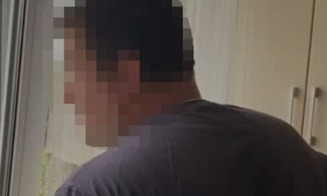 Фотографа позбавили волі майже на 10 років за дитяче порно