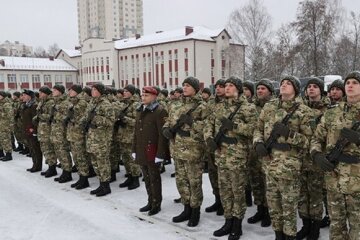 Білоруські війська, перекинуті на кордон з Україною, повертаються в пункт постійної дислокації