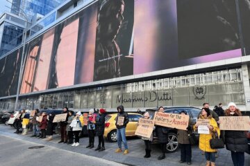 У Києві відбулася акція підтримки полонених захисників "Азовсталі"