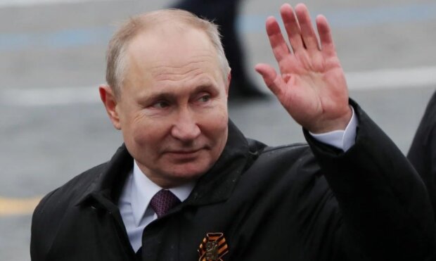 “РФ – на межі завершення історії”: у Росії зажадали відставки Путіна