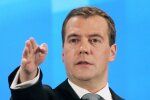 Медведєв погрожує Третьою світовою війною за спробу “посягнути” на Крим