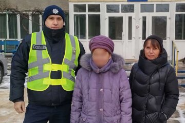 У Києві поліціянти допомогли 82-річній переселенці знайти прихисток