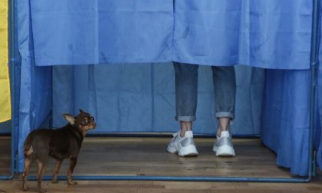 Українці розповіли, яких змін хочуть  після виборів