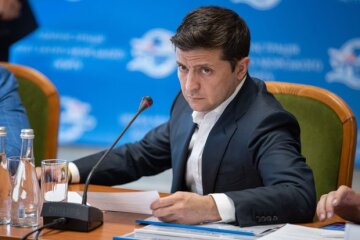 Зеленський звільнив двох голів держадміністрацій Києва