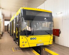Надійність на дорогах: як «Київпастранс» готує столичні автобуси до рейсів