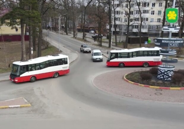 Буча отримала 2 чеські пасажирські автобуси від дружньої Праги