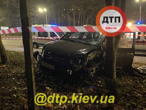 У Києві на вулиці Теліги сталася смертельна ДТП