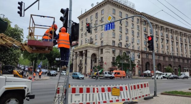У столиці завтра на перехресті Хрещатику та Прорізної не працюватиме світлофор