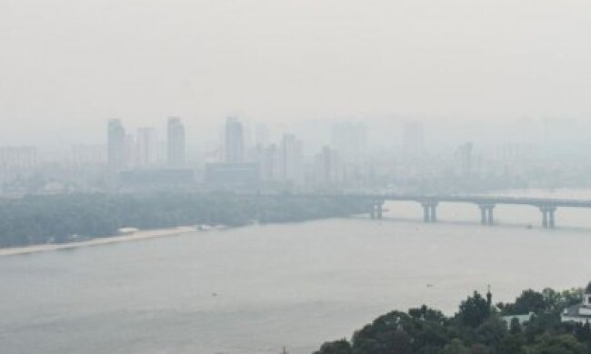 Киян попередили про високий рівень забруднення повітря