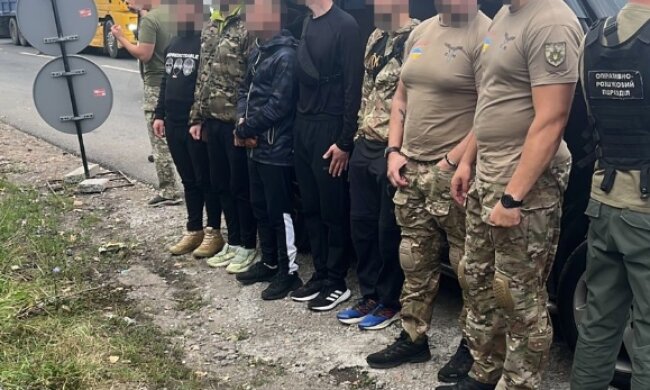 Поліцейського з Києва викрили на організації схеми переправлення "ухилянтів" за кордон