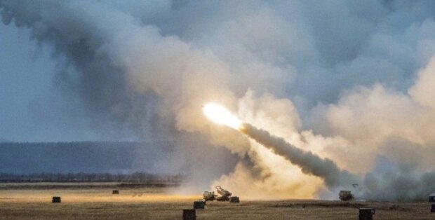 Американські РСЗВ M142 HIMARS вже в Україні, — Резніков