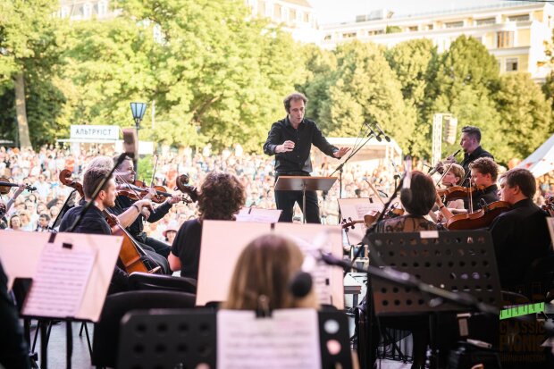 Онлайн і офлайн: у парку Шевченка до Дня Незалежності дадуть грандіозний концерт