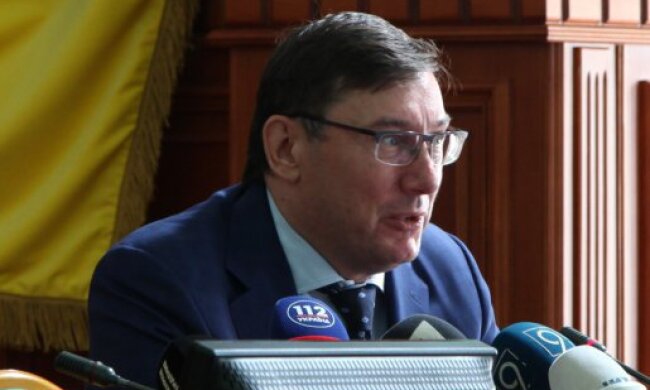ВРП закрила очі на злочини Луценка