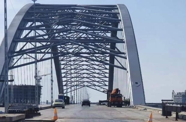 Розкрадання 104 млн грн на будівництві Подільського мосту – столична прокуратура повідомила про підозру ще трьом учасникам схеми