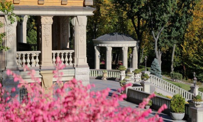 “Межигір’я” мають намір перетворити на пам’ятку садово-паркового мистецтва – доручення Кабміну