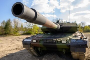У МЗС кажуть, що Україна може отримати до ста танків за три місяці