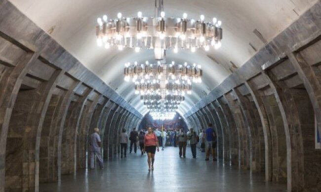 У Києві можуть закрити станції метро