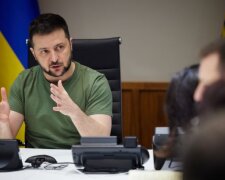 Зеленський: готуємося деблокувати Маріуполь військовим шляхом, але потрібна зброя