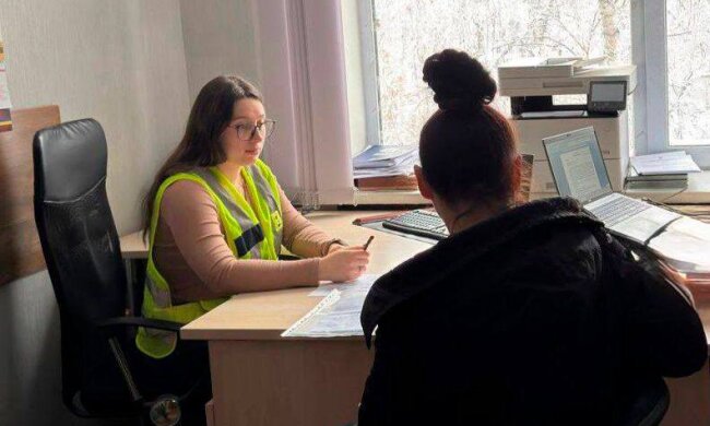 Пила разом з донькою та ігнорувала спроби самогубства: киянці загрожує 5 років тюрми