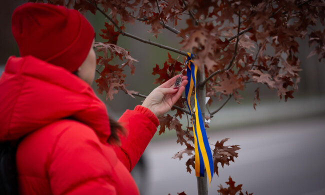 На НВМК висадили частину майбутньої Алеї дубів на честь полеглих воїнів