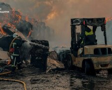 Після нічної атаки на Київщині погіршилася якість повітря: горіли складські приміщення