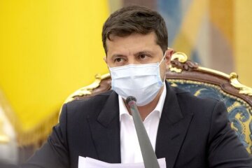 Закони приймемо, які треба: Зеленський пообіцяв, що електронні декларації працюватимуть