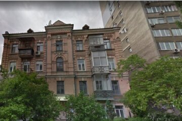 В Києві хочуть заборонити склити балкони та вішати кондиціонери