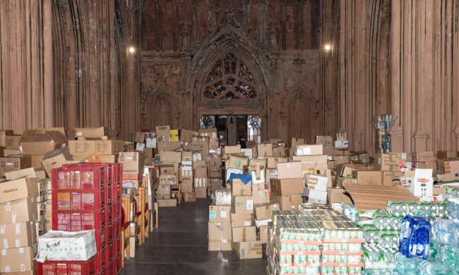 Костел святого Миколая: як неоготична перлина Києва стала потужним гуманітарним хабом та надійним тилом для ЗСУ