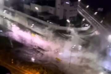 Через аварію будинки у Голосіївському районі залишились без опалення — працюють над усуненням пошкодження