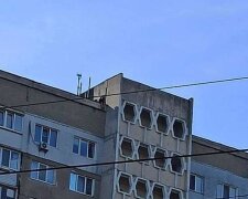 У Києві патрульні зняли з даху висотки 16-річного хлопця