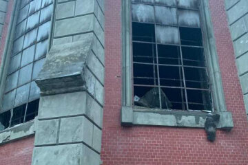 Ситуація погіршується з кожним днем: у Києві скаржаться на стан костелу Святого Миколая