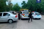 Патрульні затримали викрадачів «скаженої маршрутки» (відео)