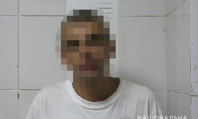 В аеропорту «Київ» порушник порядку кидався з ножем на спецпризначенця поліції