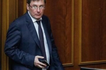 Луценко є акціонером мережі нелегальних казино – Арахамія
