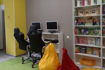 У Святошинському районі з’явився новий бібліохаб із сучасним обладнанням