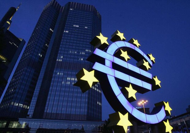 Україна отримає перший транш з 18 млрд євро макрофіну від ЄС цього тижня