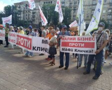 Підприємці просять звільнити Кличка, який прагне знищити малий бізнес Києва