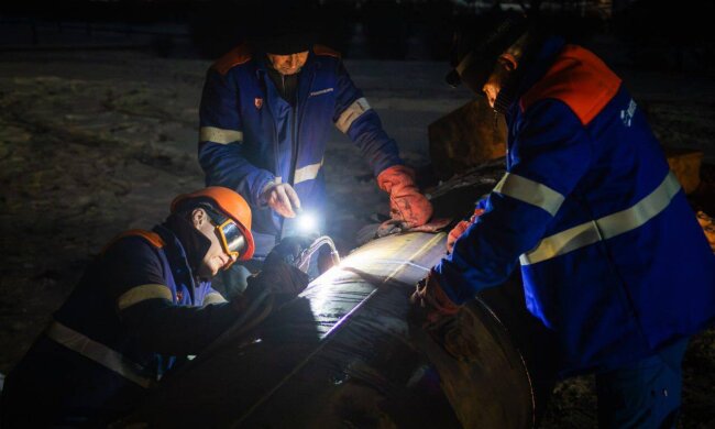 Ціна незламності: київські енергетики отримають 50 млн грн премій за роботу під обстрілами