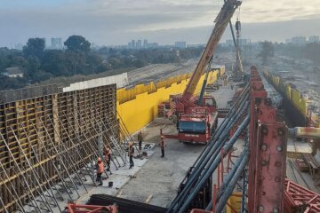 Київ хоче позичити €1,5 млрд на метро до Троєщини